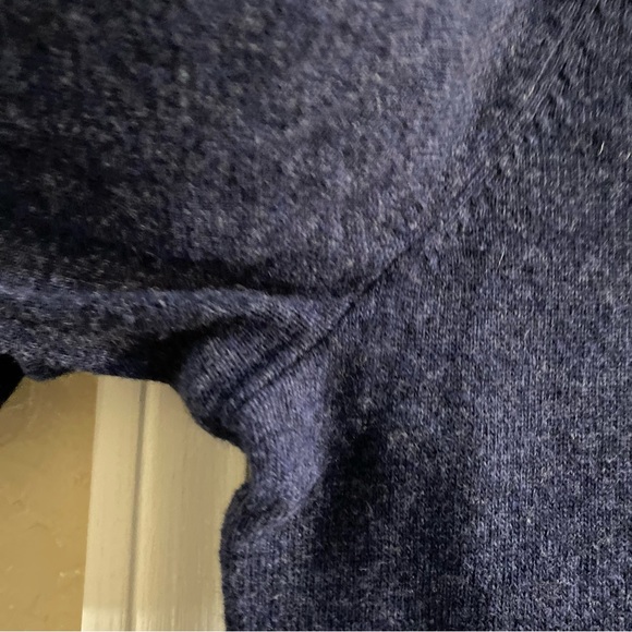 Banana Republic Men’s Blue Italian Wool Sweater Sz XL - Picture 7 of 15